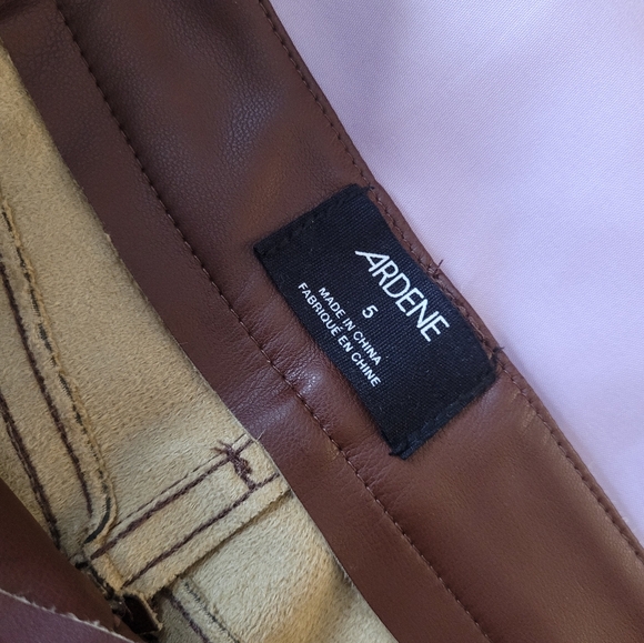 NWOT Faux Leather High Waist Straight Leg Pants Ardene - Picture 3 of 4